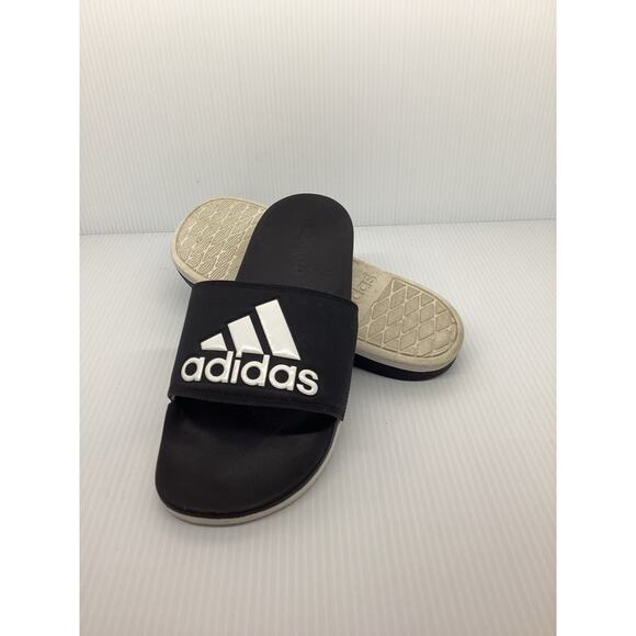 Adidas Adilette Sandal for Men, Black, Size 6 - Picture 3 of 6